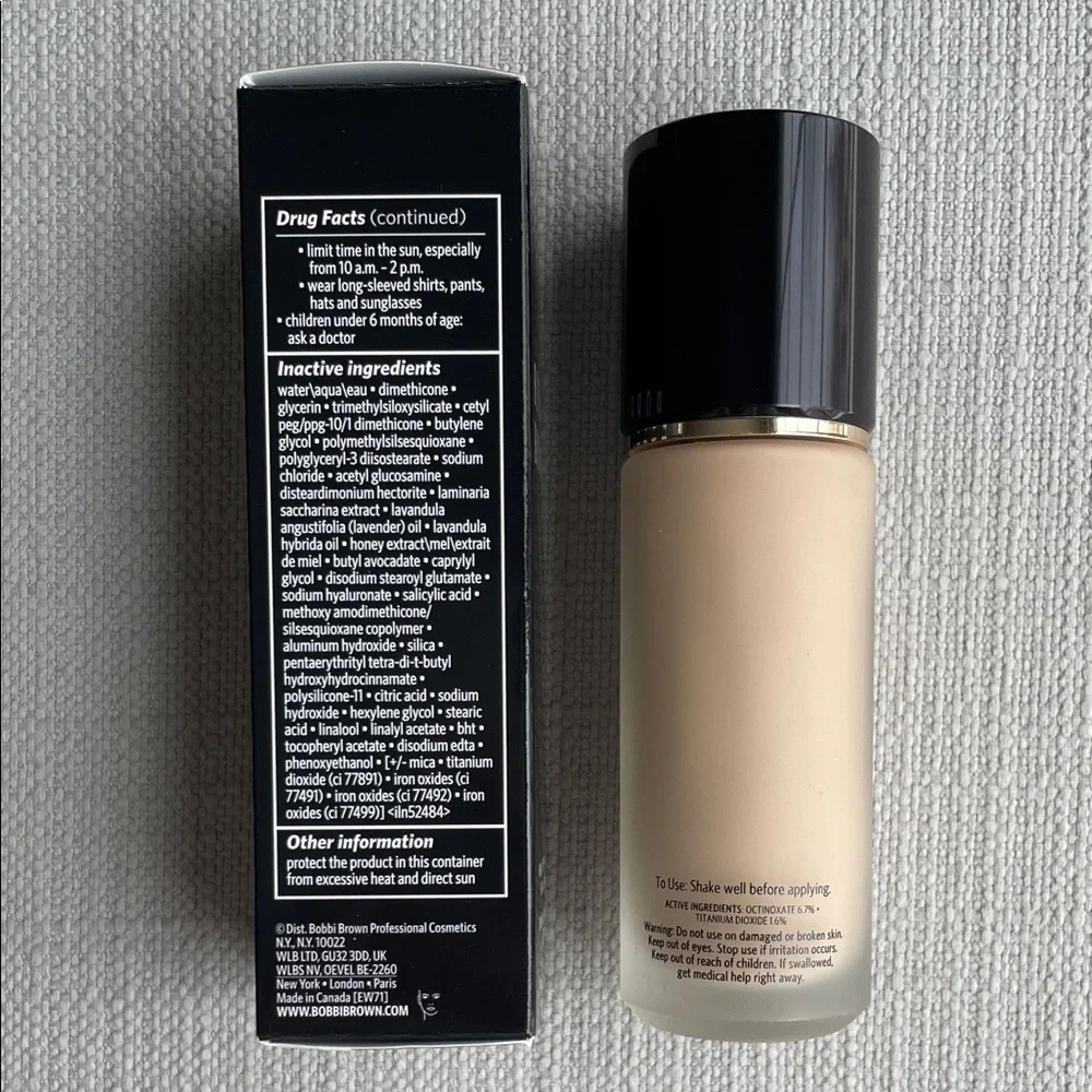Bobbi Brown Weightless Skin Foundation SPF 15 - N-012 Porcelain